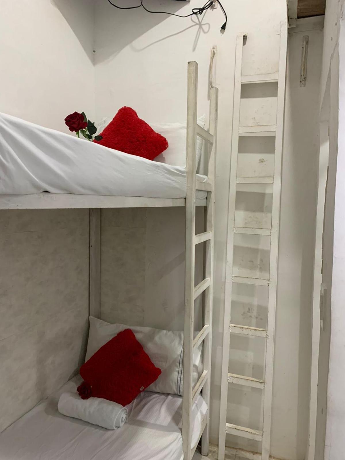Hostal Marbella 47 Cartagena Εξωτερικό φωτογραφία